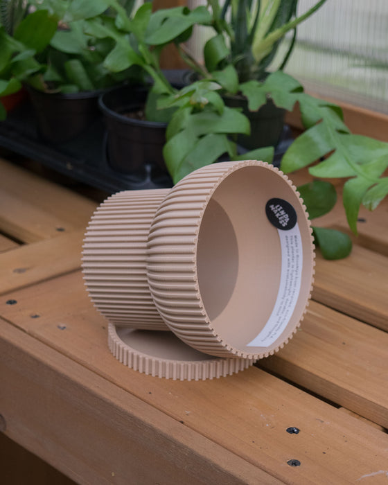 4" Japandi Ridged Planter with Drainage Tray - Tan